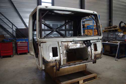 De kale cabine